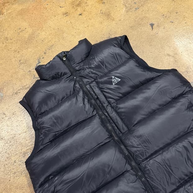 [정품/L] 나이키 ACG 패딩 조끼 블랙 b15