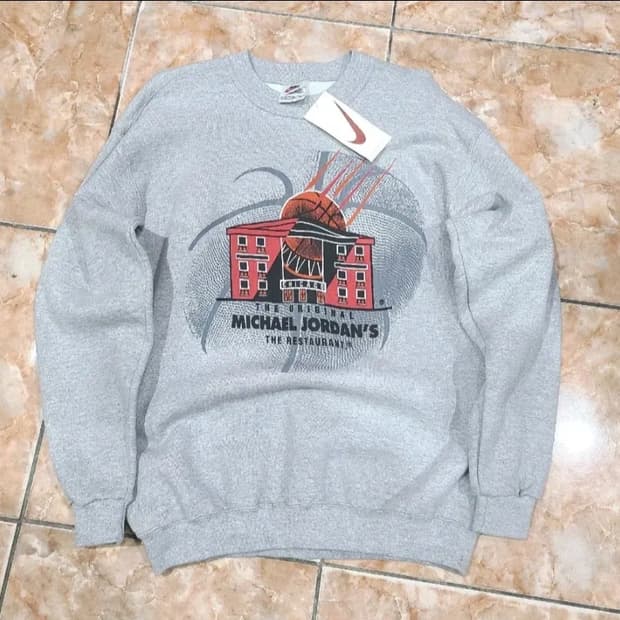 90s NIKE 마이클조던's The Restaurant 빈티지 스웻셔츠