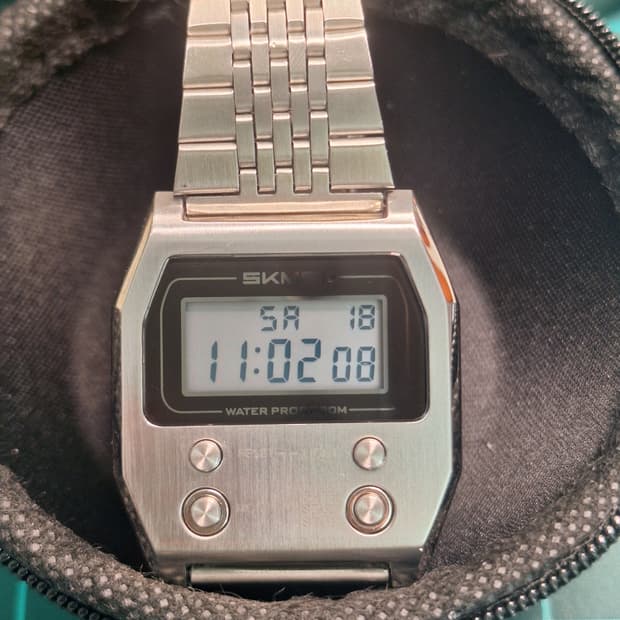 SKMEI2460 디지털 시계