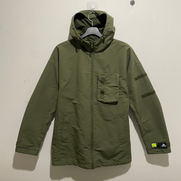 아디다스 포켓 바람막이