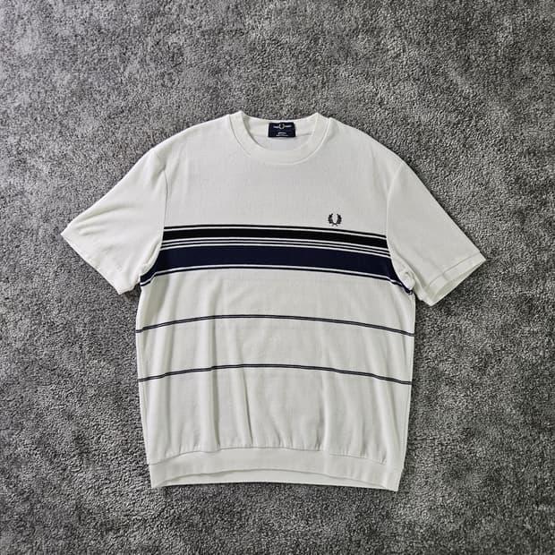 [무료배송] FRED PERRY 스트라이프 반팔 티셔츠
