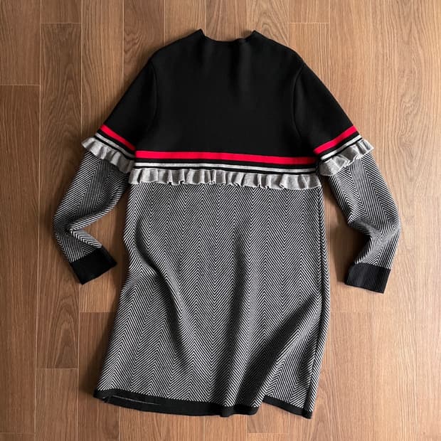 frill point knit one-piece