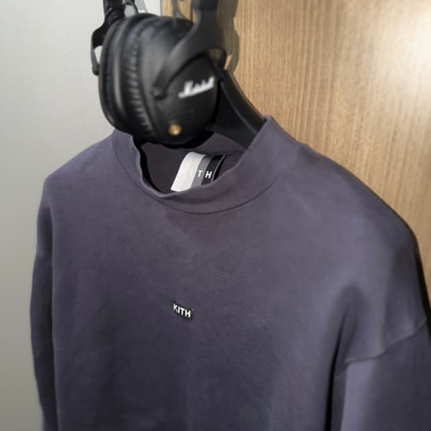 키스 [새상품급.정품] 박스로고 (시세 30만) 맨투맨 모크넥 L