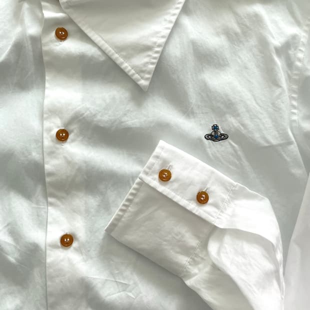 비비안웨스트우드 화이트 셔츠