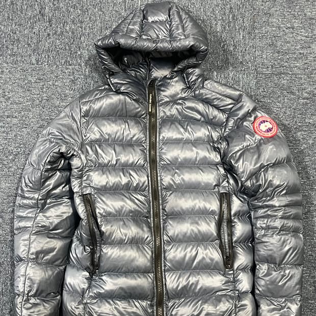 캐나다구스 크로포톤 경량패딩 M 사이즈
