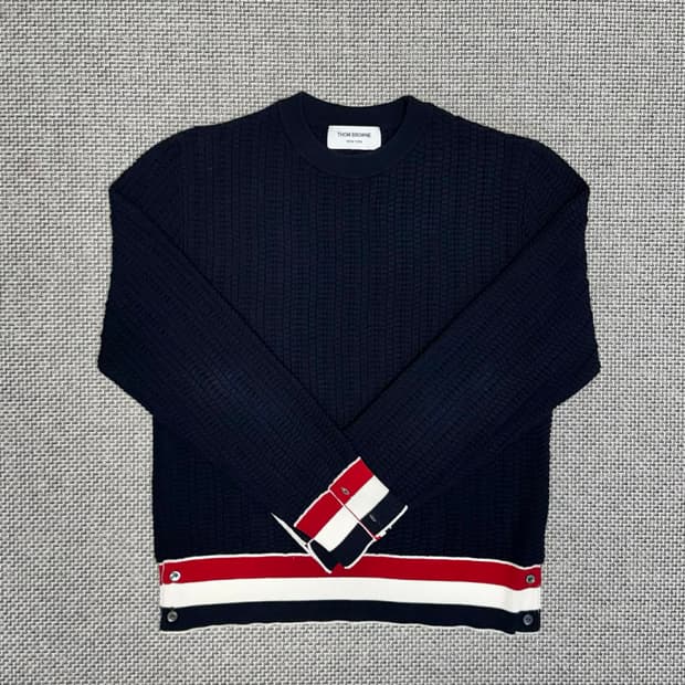 톰브라운 트리밍 스트라이프 풀오버 니트