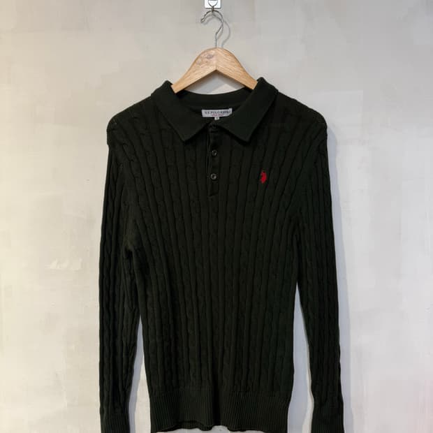 폴로 딥그린 카라 니트