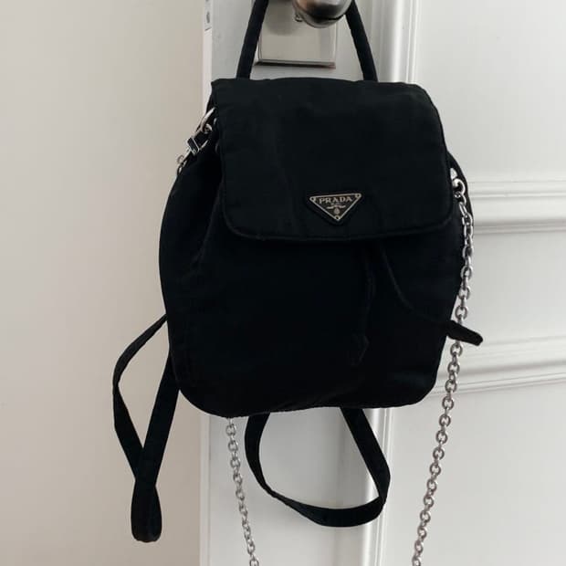 프라다 포코노 미니 백팩