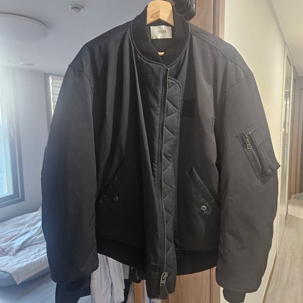 시오타 MA-1 블랙