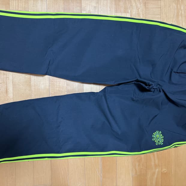 아디다스 x always do what 트랙팬츠