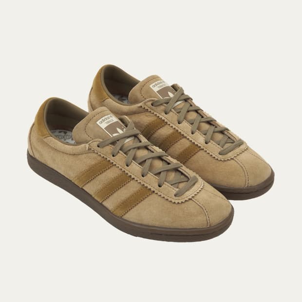 Adidas Tobacco Pantone Mesa