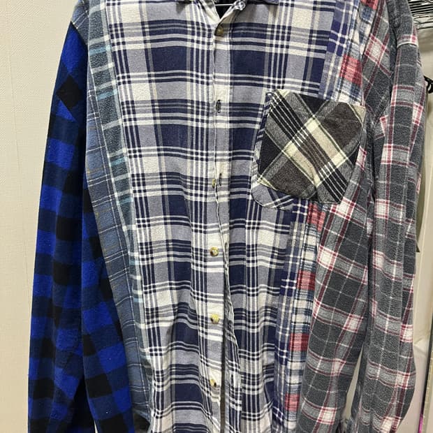 리빌드 바이 니들스 셔츠