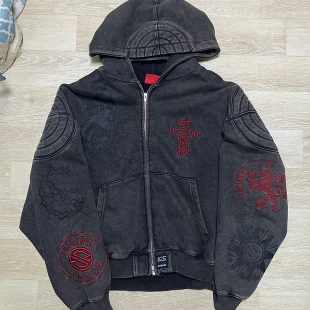 인세인개러지 패디드 숄더 후드집업 1사이즈