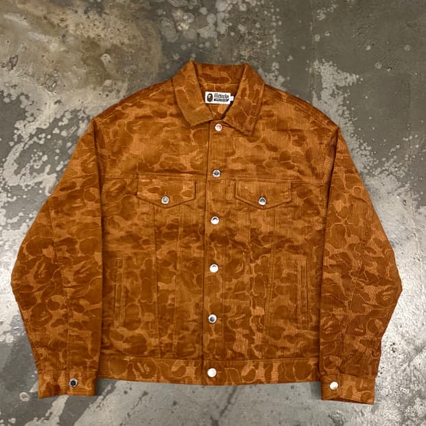 새상품 베이프 솔리드 카모 코듀로이 트러커 브라운