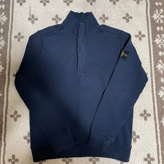 스톤아일랜드 반집업 맨투맨