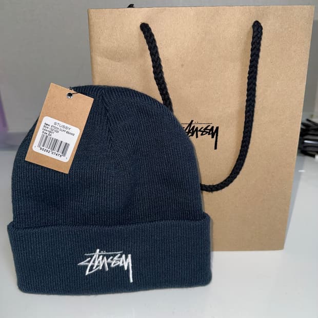 스투시 스탁 커프 비니 네이비