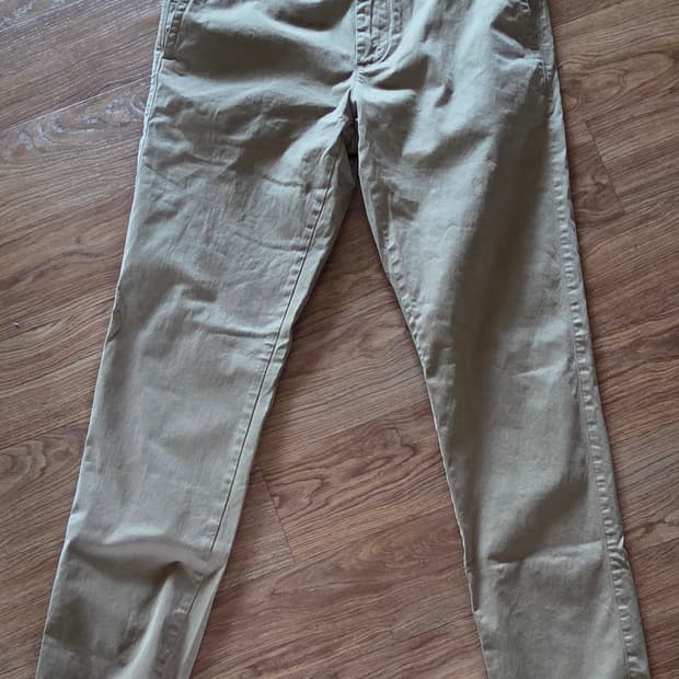 휴고보스 면바지 32