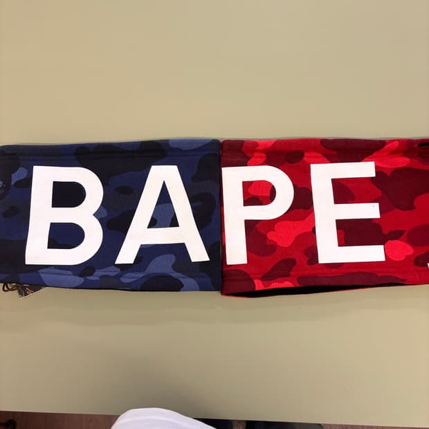 Bape neckgator red