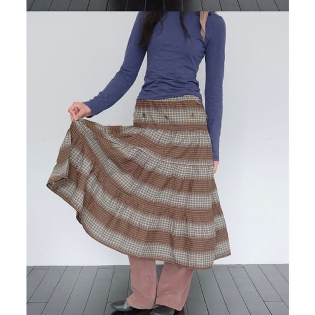 Muwm 무음 투웨이 버튼 셔링 스커트