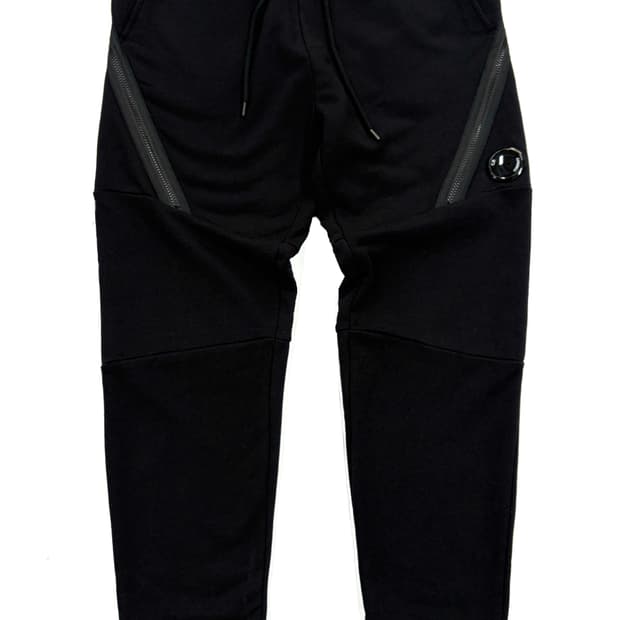 C.P. Company 다이애그널 블랙 테크 조거팬츠