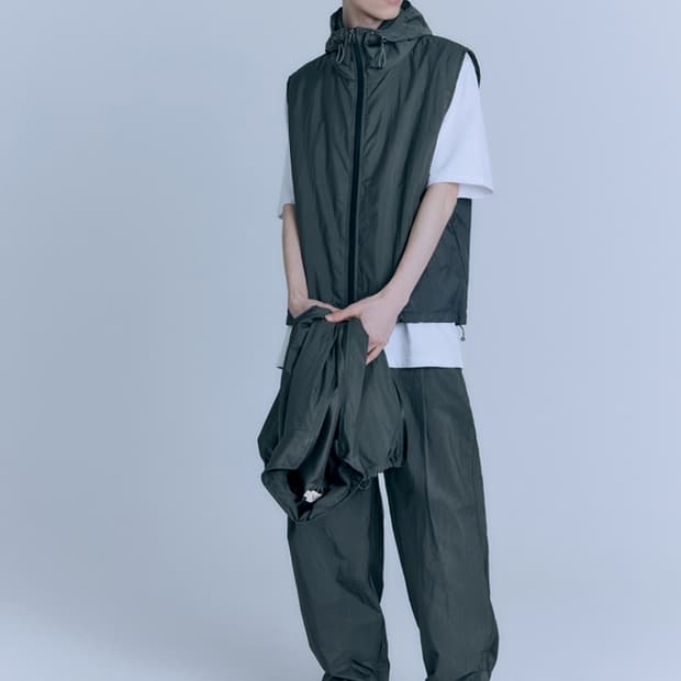 아르반 하이크 베스트 후드 차콜 2사이즈