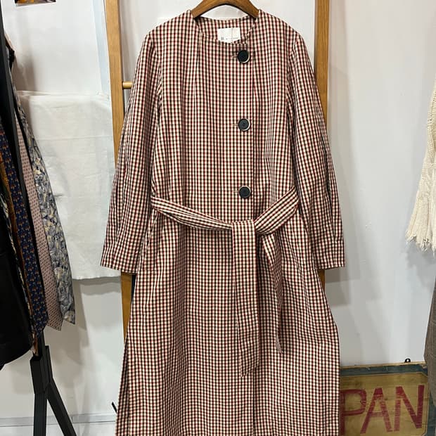 잇미샤 체크 노카라 벨티드 코트