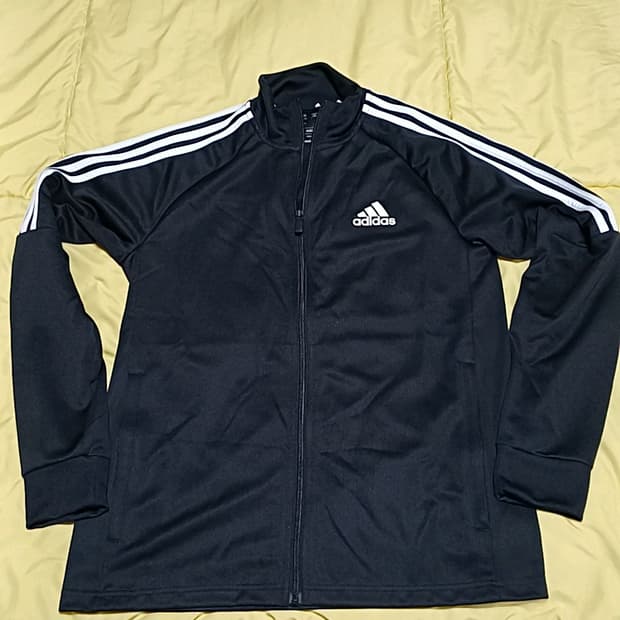 아디다스 얇은저지 실측95 가슴50 기장67