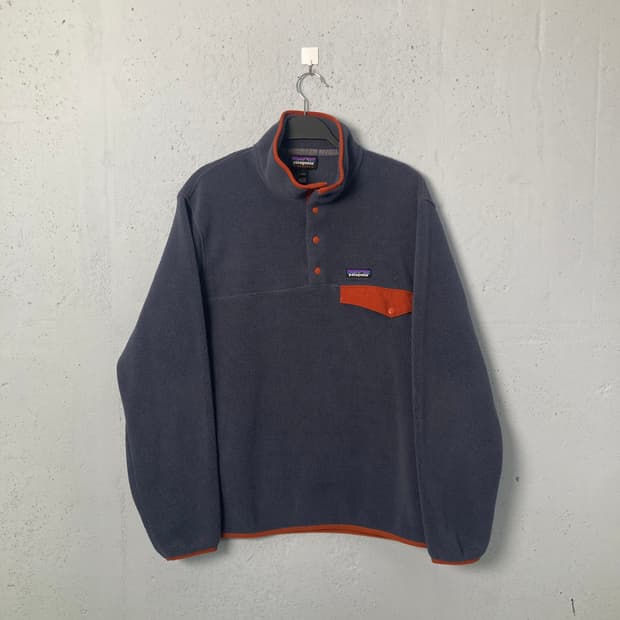 파타고니아 신칠라 풀오버 스몰더 블루/버니쉬드 레드 (L)