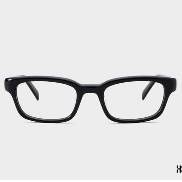 [택포](새상품)AKILA 아킬라 트리비아 블랙(변색렌즈)