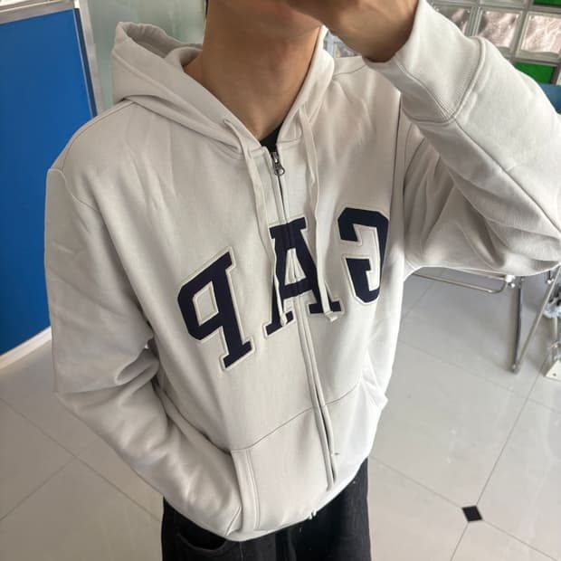LOGO ZIPUP HOO 릴랙스 로고 지퍼 후드티