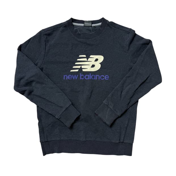 뉴발란스 맨투맨