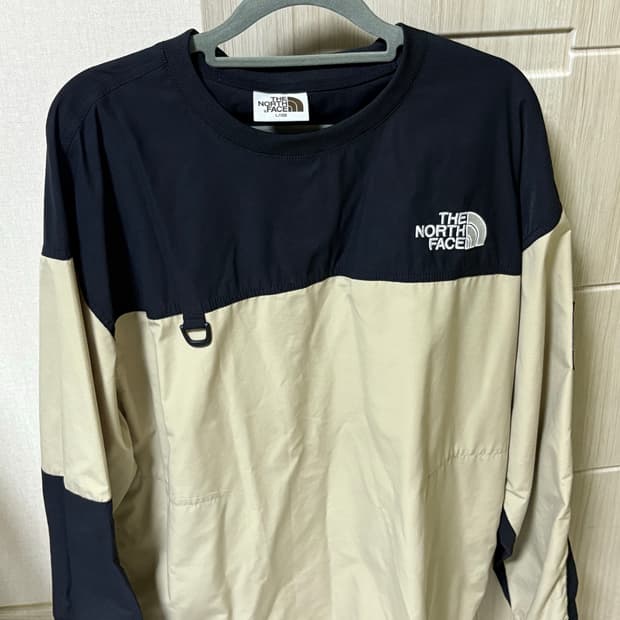 노스페이스 바람막이 티