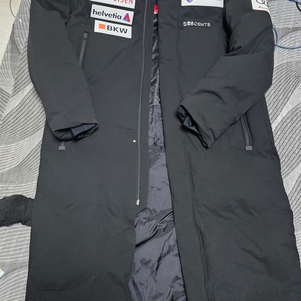 데상트 롱패딩 95-100호