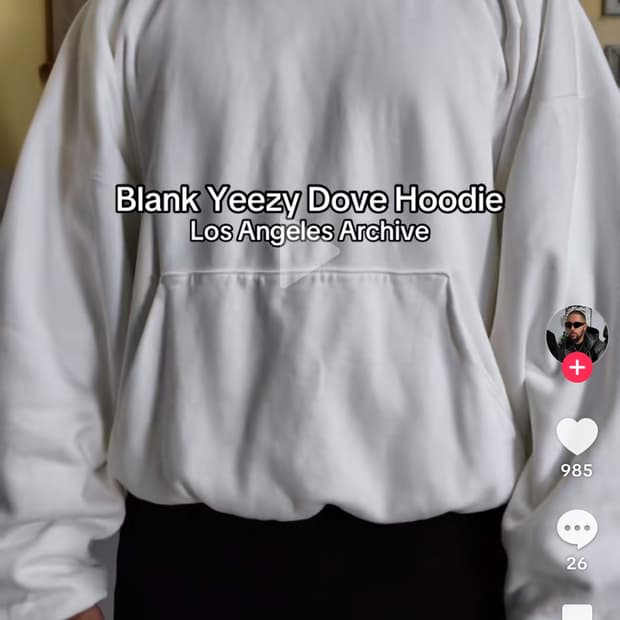 칸예 후드깔 (핏똑같음)