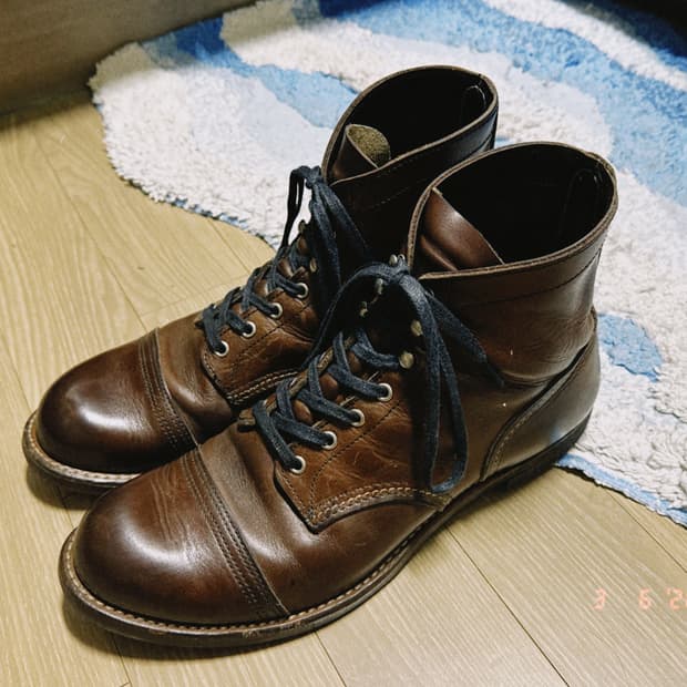 레드윙 8111 12D (300)