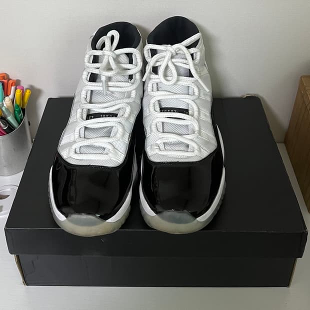 나이키 에어 조던 11 레트로 콩코드 265