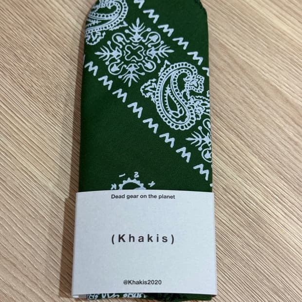 카키스 페이즐리 반다나 더현대 팝업