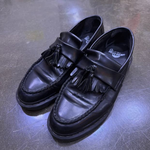 닥터마틴 아드리안 태슬로퍼 블랙 슈즈 270