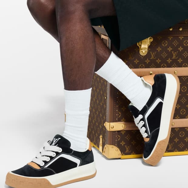 루이비통 틸티드 스니커즈 [블랙]