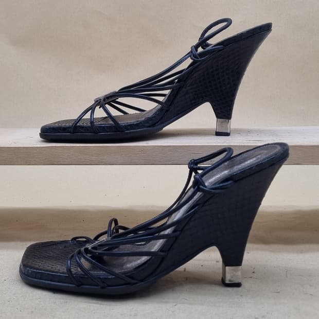 루이비통 웨지샌들 실사이즈220 굽9.5