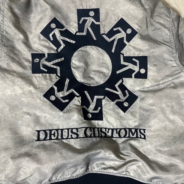 데우스 봄버, ma1