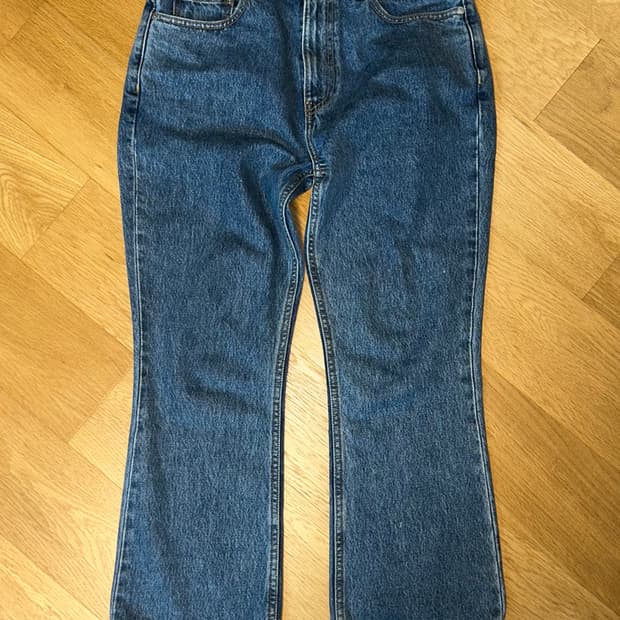 가니 Betzy Cropped 데님 청바지 GANNI