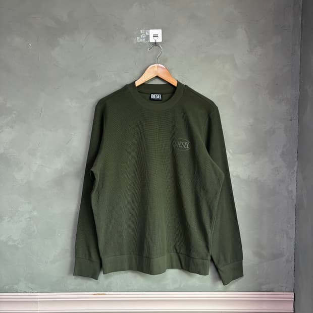 디젤 로고 카키 롱슬리브 