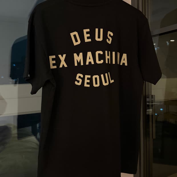데우스 엑스 마키나 서울 컬리지 어드레스 티셔츠 블랙 M