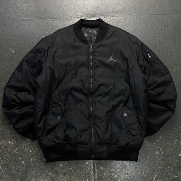 105 조던 리버시블 MA-1 패딩 