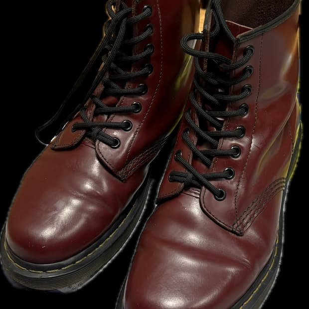 닥터마틴 1460 체리레드 8홀 UK7(260)