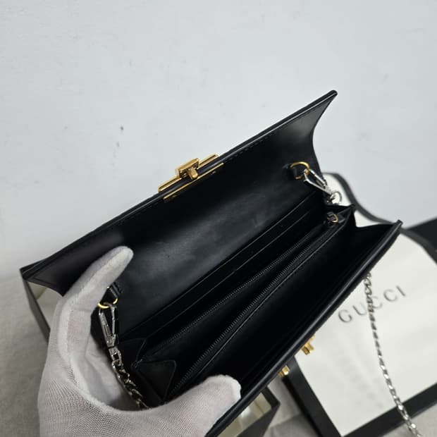 [보증서 정품] 구찌 패들락 체인 장지갑