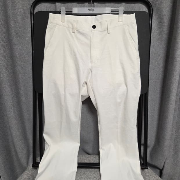 Adidas 화이트 치노 팬츠 31-32