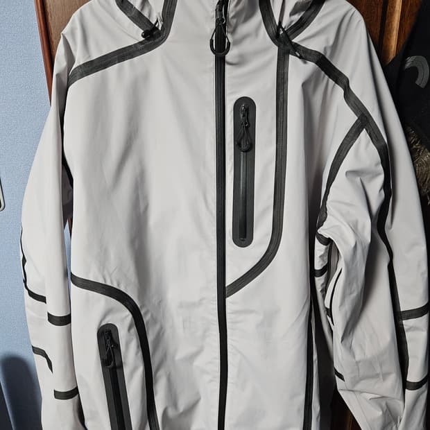 웰터익스페리먼트 바람막이