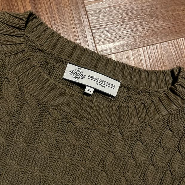 B.ming by beams 올리브 그린 꽈배기 니트
